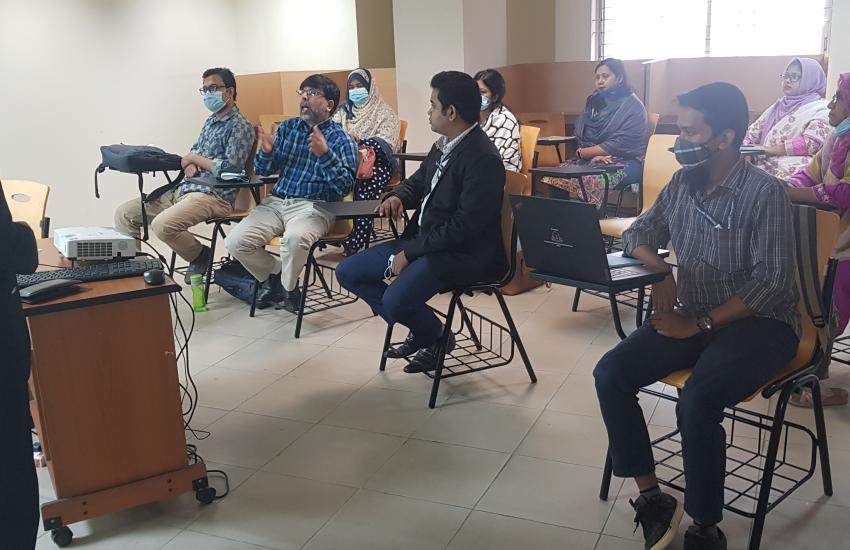 Workshop photo on literature search