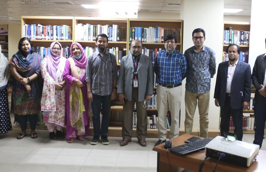 Workshop photo on literature search